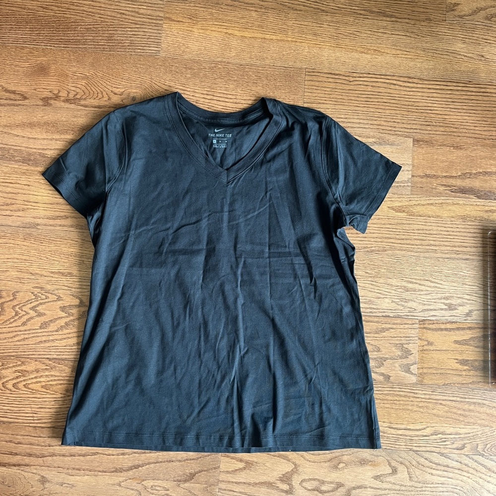 Nike  Black Nike Fitted Short Sleeve T-Shirt XL